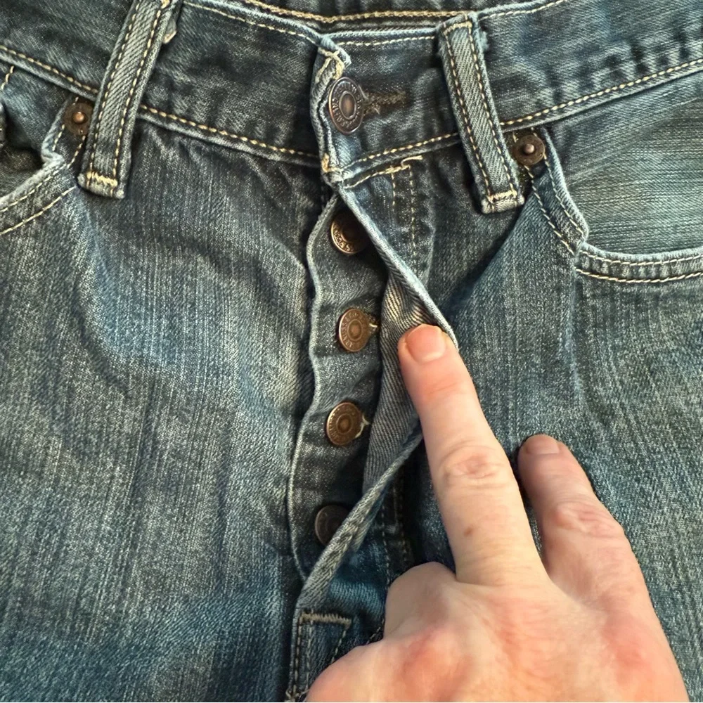 Levi's 501 button fly jeans men’s 31x30 blue distressed straight leg vintage